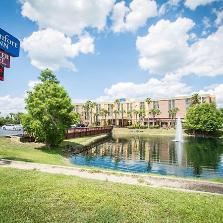 Comfort Inn & Suites Kissimmee By The Parks Orlando Exterior photo