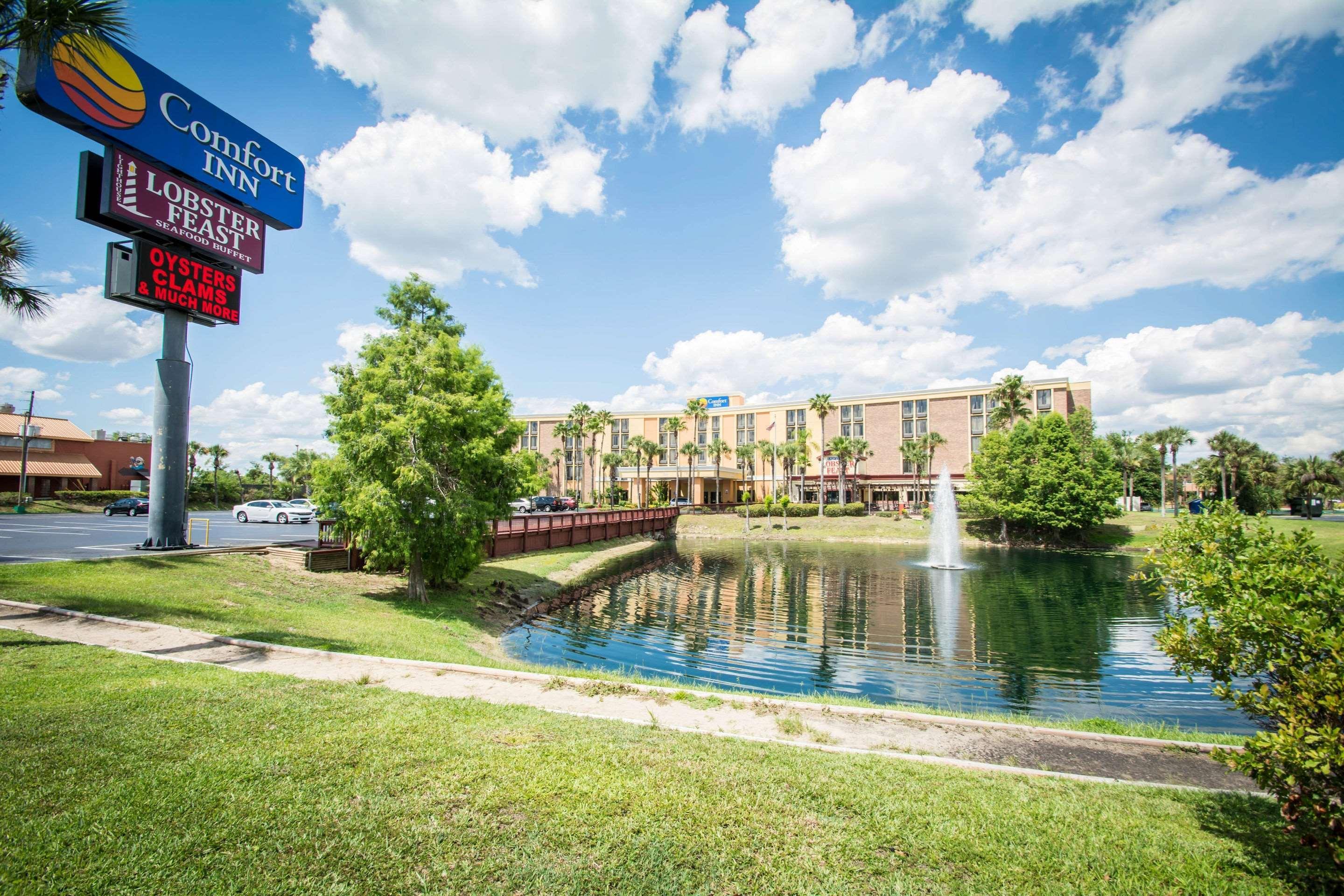 Comfort Inn & Suites Kissimmee By The Parks Four Corners Exterior photo