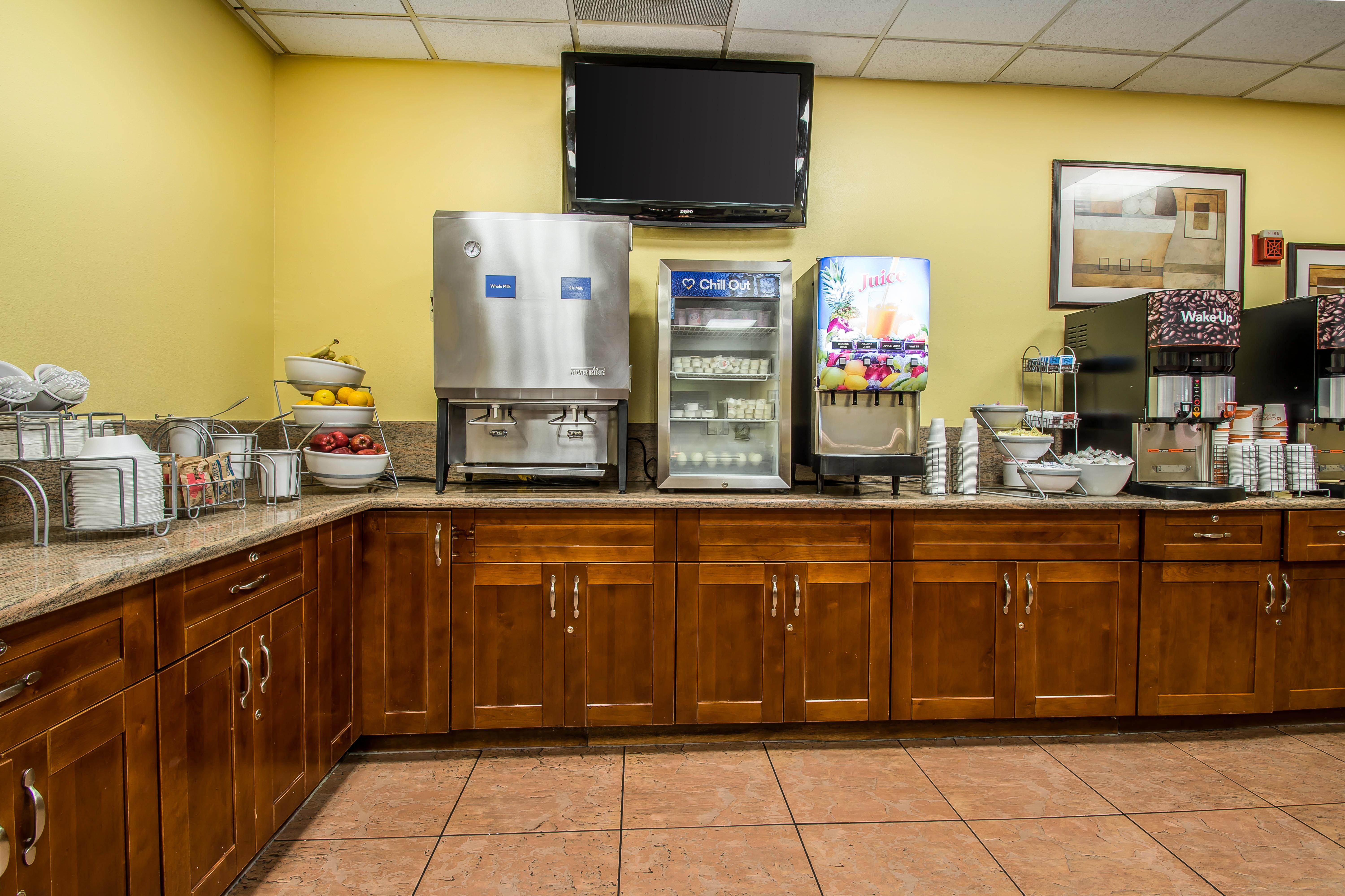 Comfort Inn & Suites Kissimmee By The Parks Four Corners Exterior photo