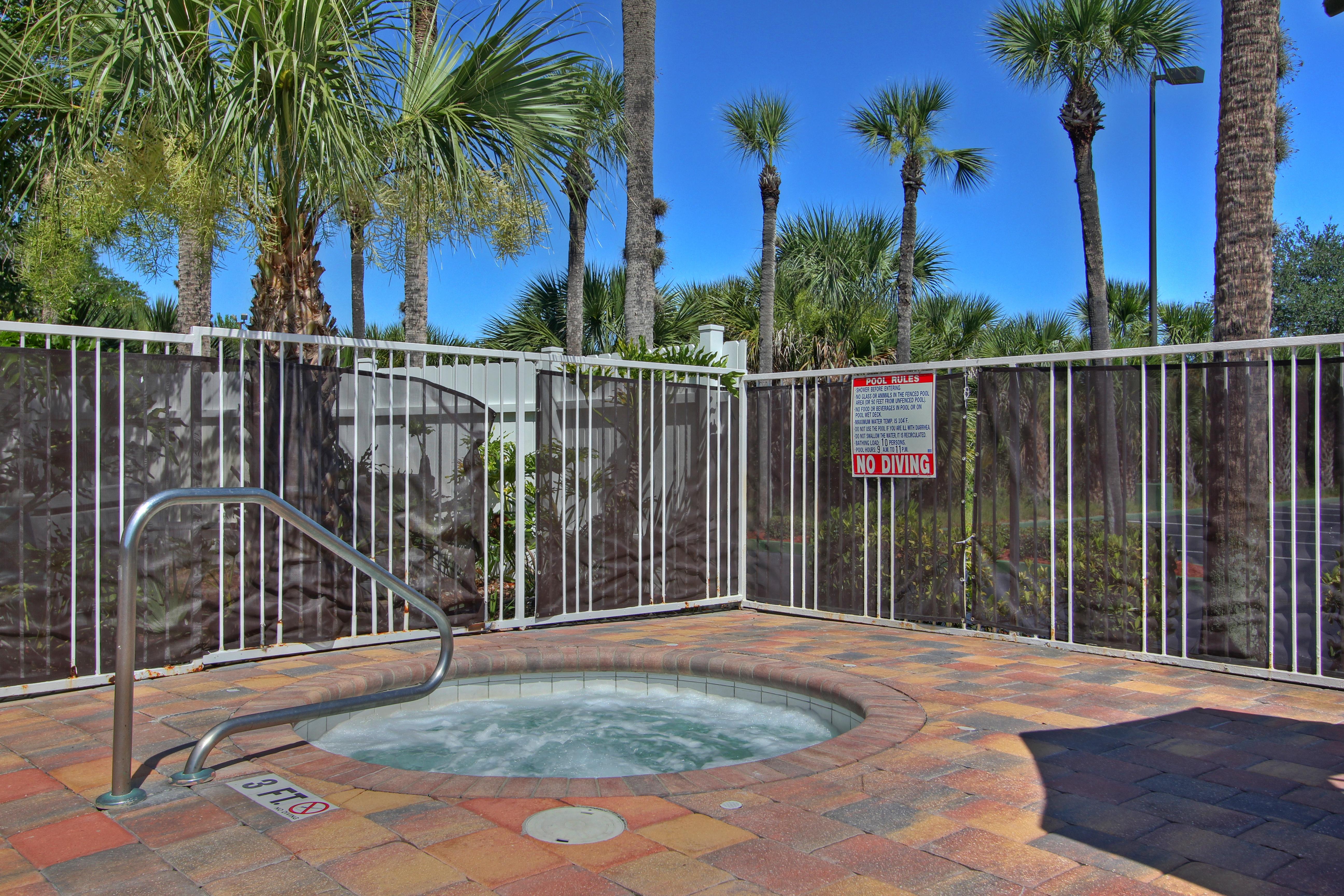 Comfort Inn & Suites Kissimmee By The Parks Four Corners Exterior photo