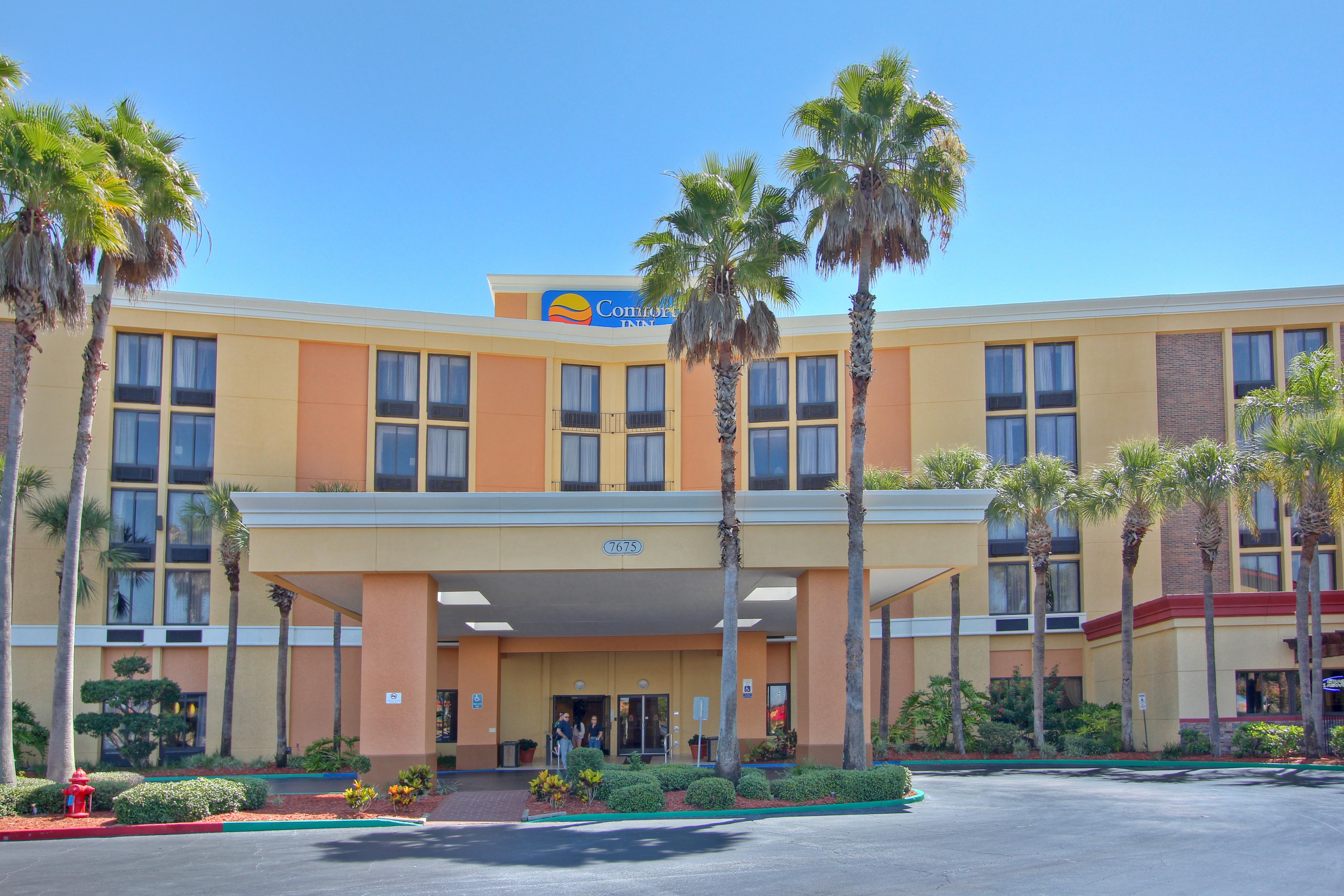 Comfort Inn & Suites Kissimmee By The Parks Four Corners Exterior photo